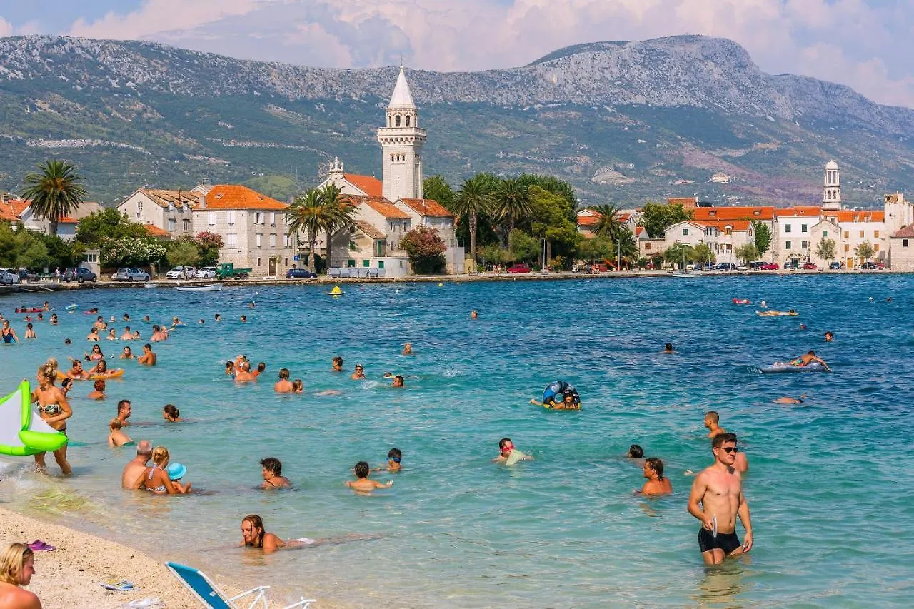 Apartments By The Sea Kastel Novi, Kastela - 18118 Croatia